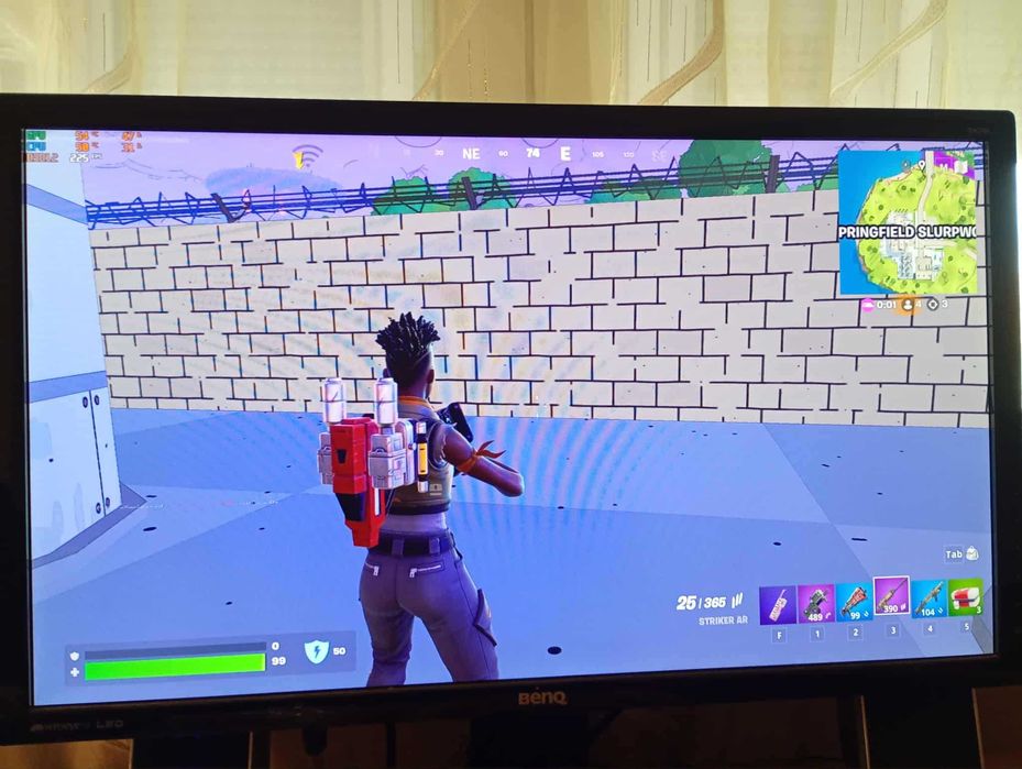 Геѝмърски компютър Е5-2673v3 (12/24), 32 gb ddr4, 1070ti 8gb,400gb ssd