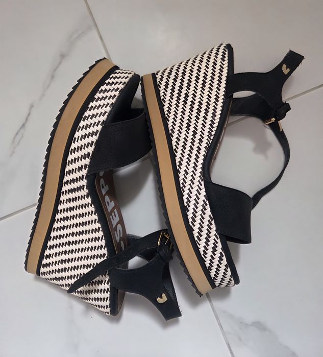 Дамски сандали Gioseppo Negro, черен велур, номер 39 с платформа