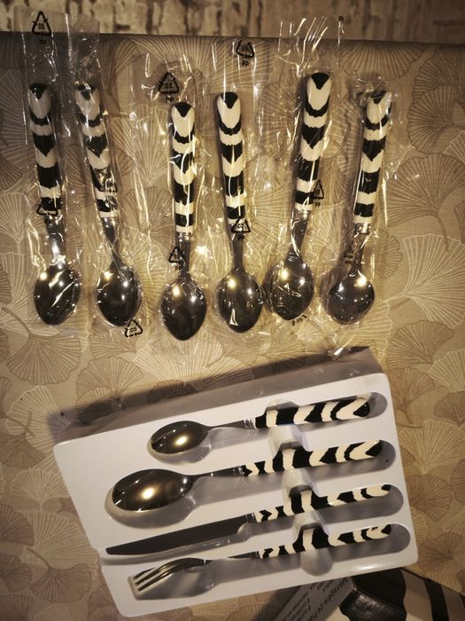 Комплект прибори за хранене 24 части