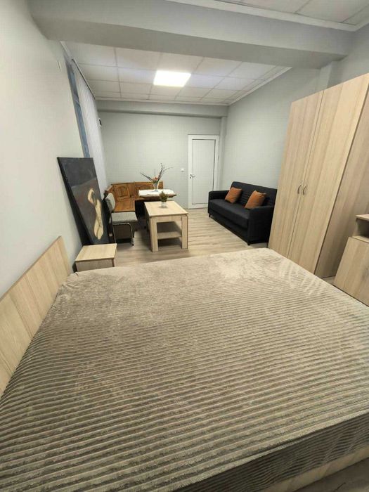 Продава се голям обзаведен мезонет 324 кв.м в центъра на Монтана