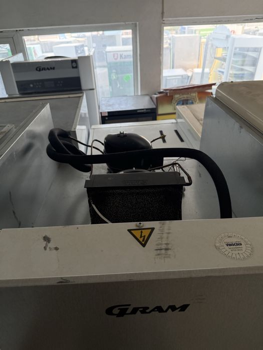 Професионален хладилник   GRAM/тава60/40/