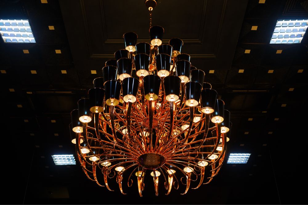 Люстра ( большая )