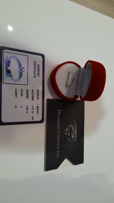 Пръстен диамант и бяло злато