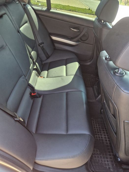 Bmw seria 3 e91 2011