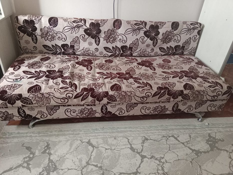 Продам диван тахту