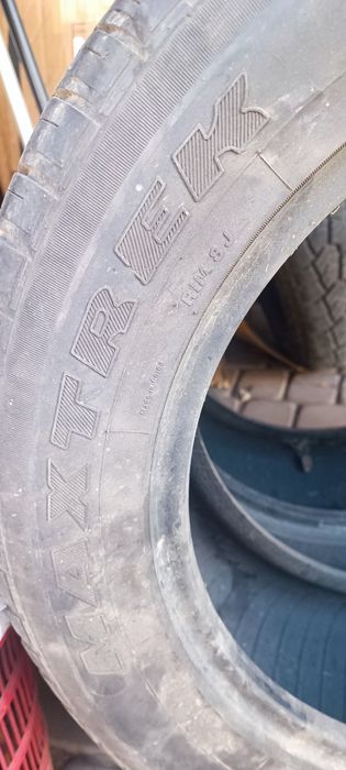 Продам резину б/у 255/55/18