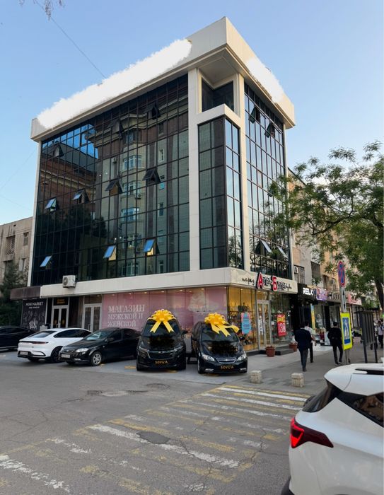 Metro Oybekda 1-Linyada 4-Etajli Ofis 2-etaji Arendaga beriladi