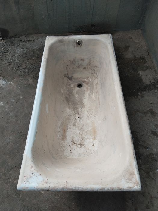 Vanna sotiladi chugunniy