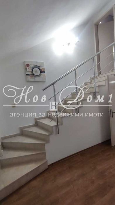 Агенция Нов Дом 1 предлага под наем уютен и функционален двустаен апартамент в района на Погреби, Варна.
