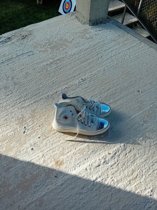 Дамски кожени кецове