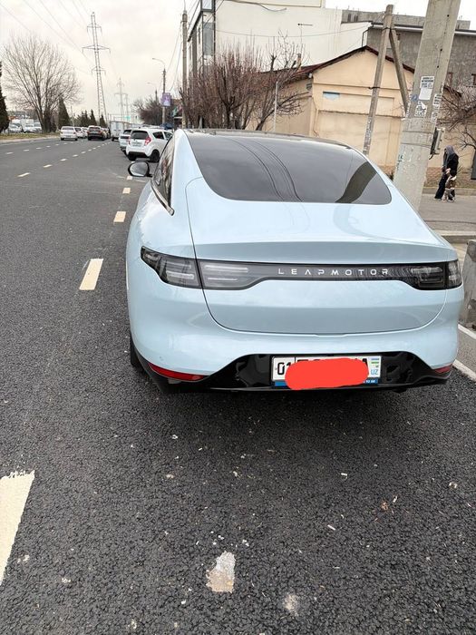 Leapmotor c01 sotiladi. Holati ideal.