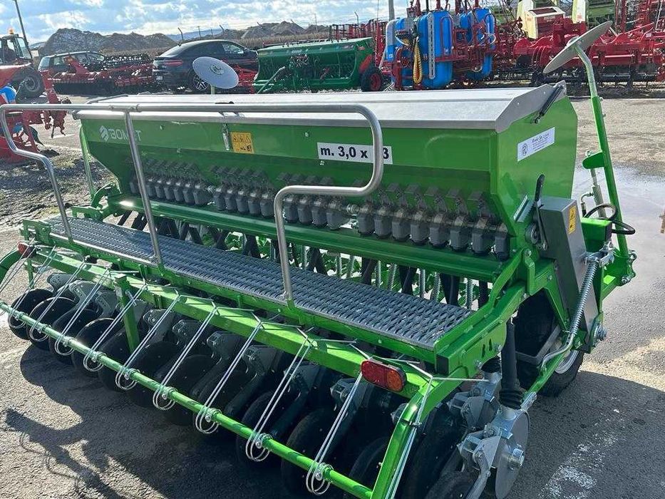 Semanatoare paioase universala cu  disc dublu si roti tasare