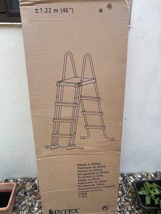 Scara pentru piscine supraterane, H 122 cm