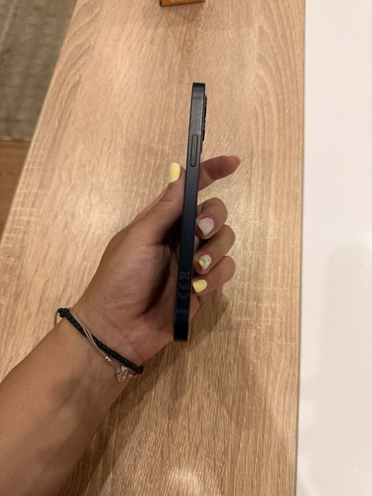 iPhone 12  256GB