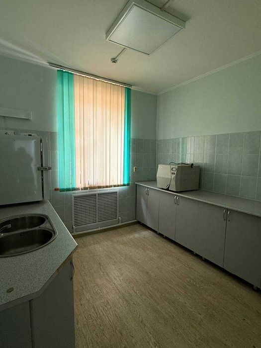 Продам  помещения  ост Спутник