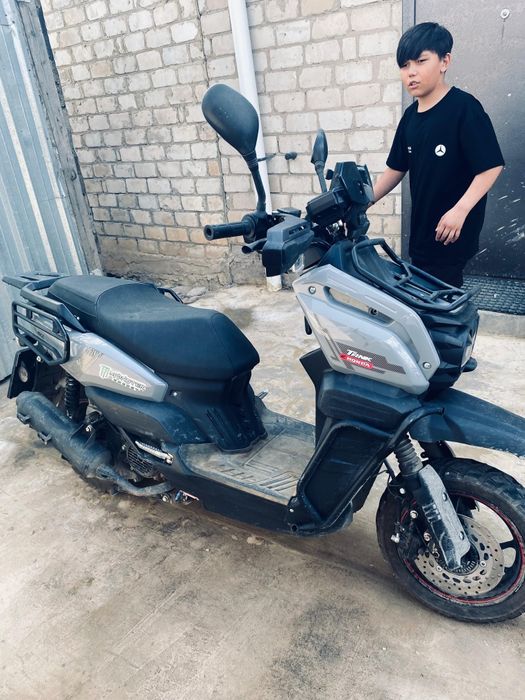 Продам Скутер Танк N10