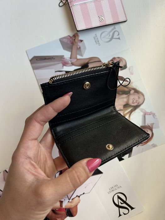 Victoria's Secret оригинален картхолдер / холдер за карти и портмоне