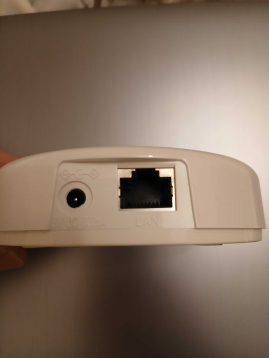 Супер Изгодно Нов PHILIPS HUE BRIDGE .!!