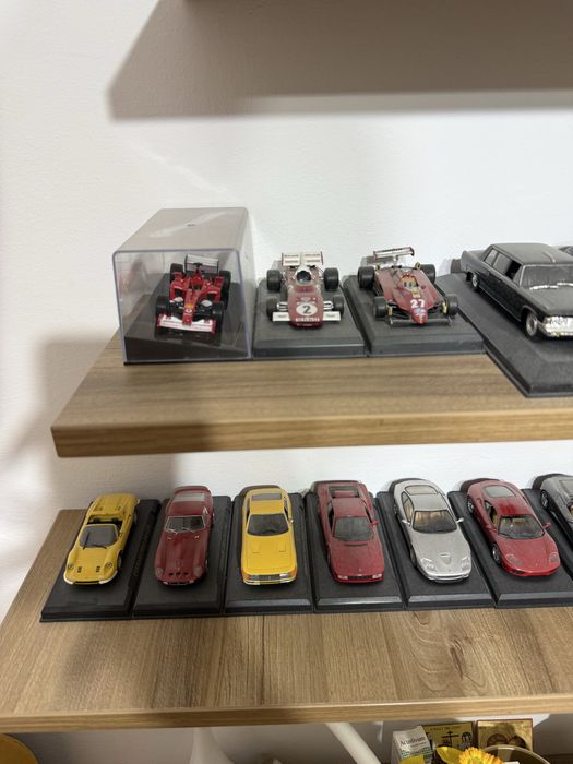 Machete Masini de legenda/Ferrari collection 1:43