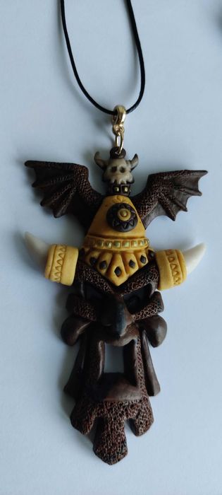 Pandantiv tradițional celtic lucrat manual pentru baieți sau fete, nou