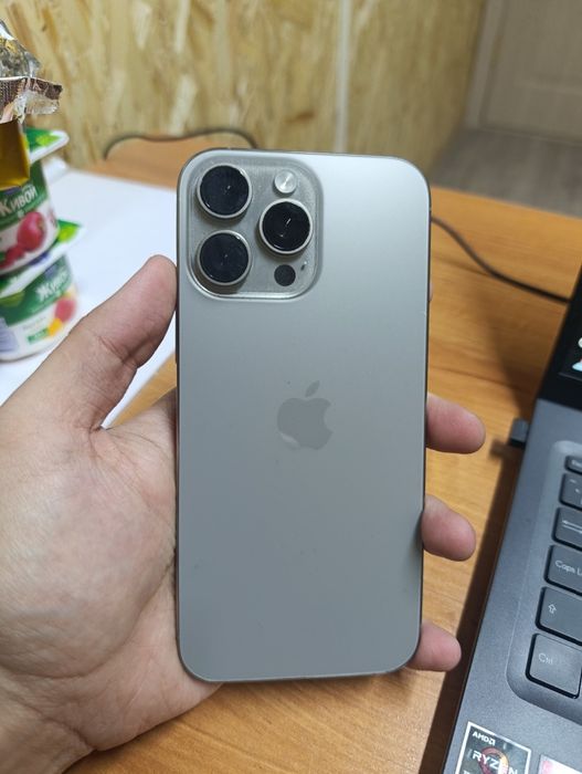 iPhone 16 pro max 256 gb