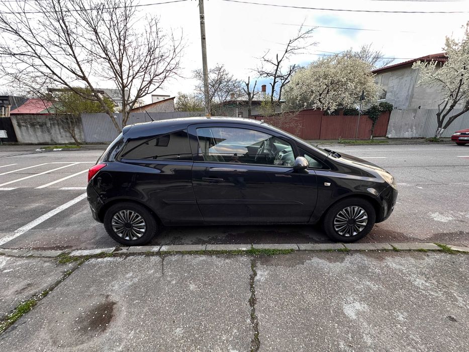 Vand Opel Corsa D 1.2 Benzina 2007