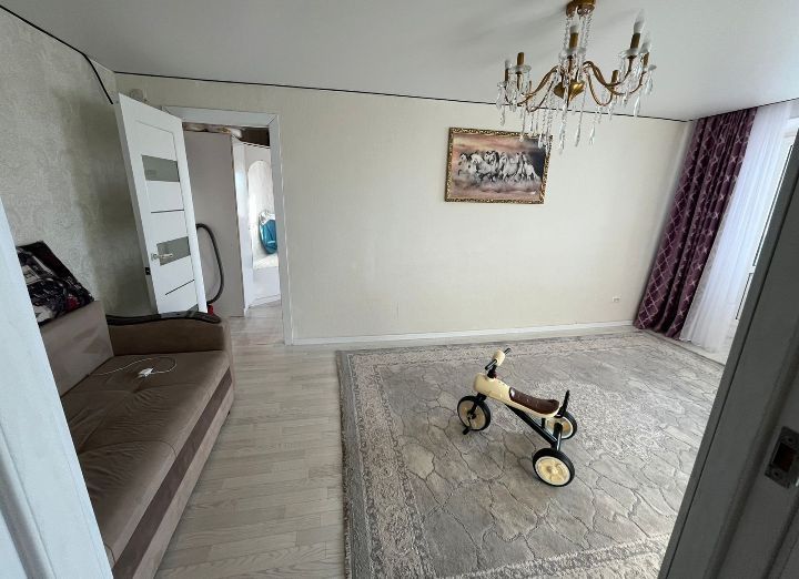 Продам 2х комнатный квартира