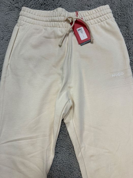 Hugo Boss долници