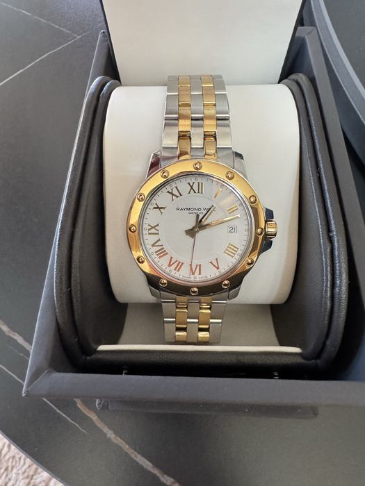 Часовник Raymond Weil Tango