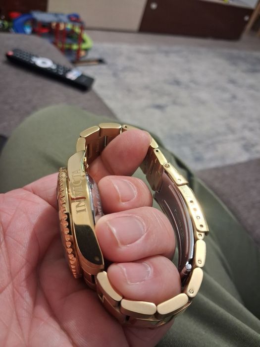 Vând ceas invicta automatic