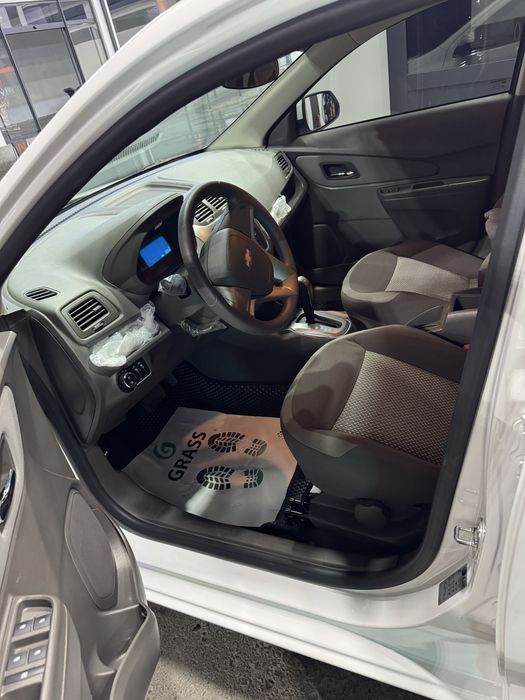 Chevrolet Cobalt 2025 — 2