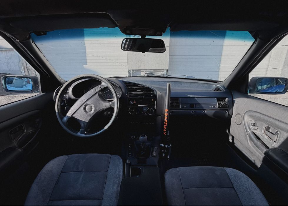 Продам игрушку - BMW 325