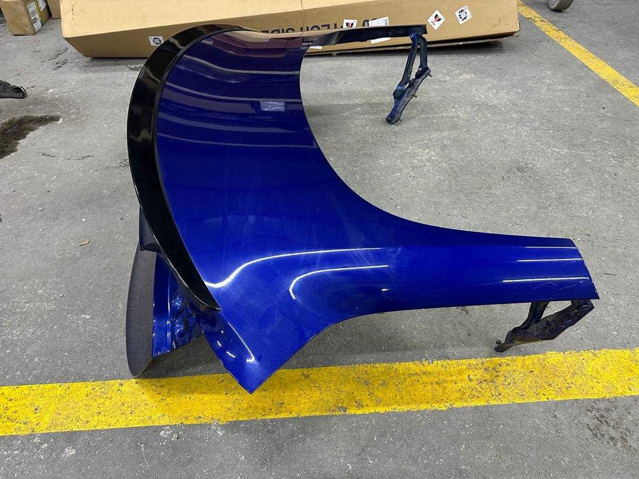 Капак на багажника Tesla model 3.