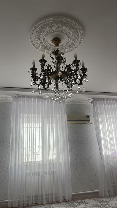 Продается люстра