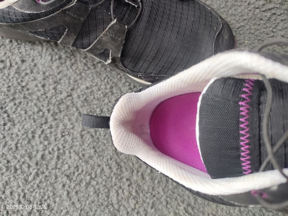 Adidasi treking salomon 36