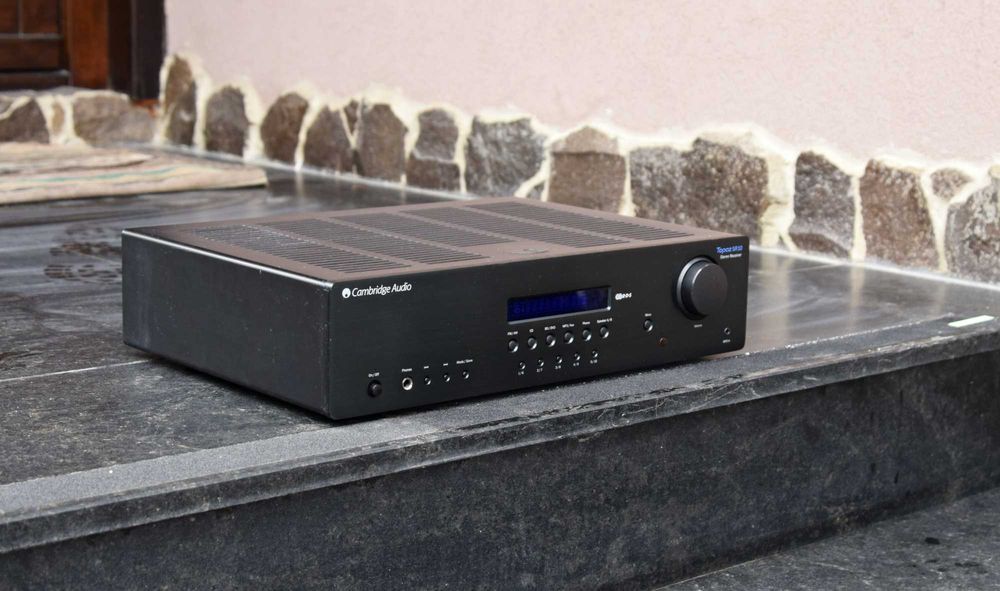 Amplificator Cambridge Audio Topaz SR10