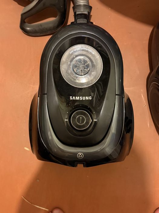 Продам пылесос Samsung в отличном состоянии