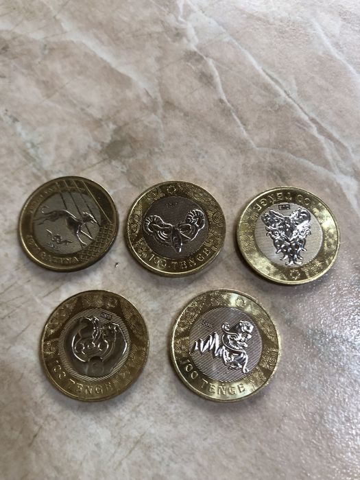 Продам юбилейные монеты