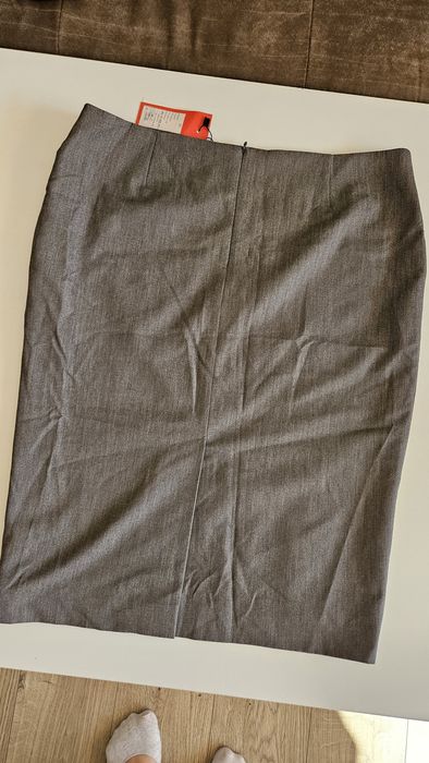 Елегантна дамска пола , размер Л