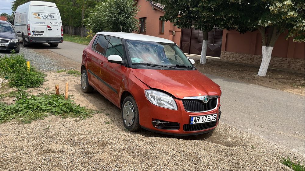 SKODA Fabia 2008 — imagine 4
