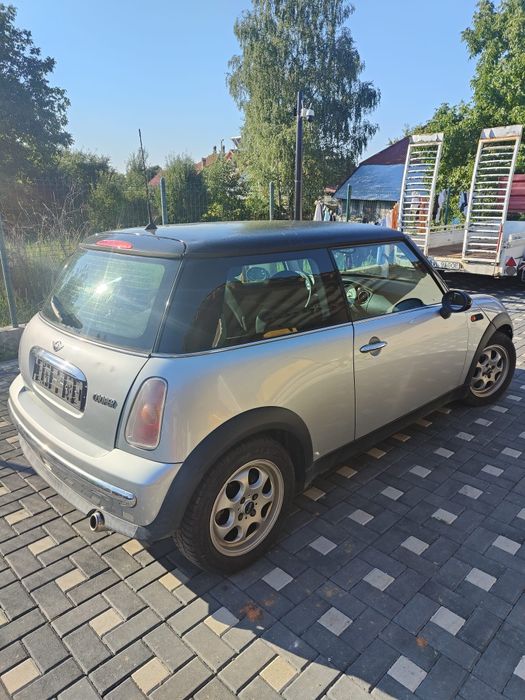 Vând mini cooper
