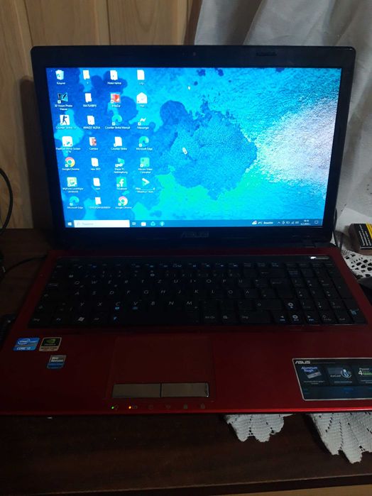 Laptop Asus 8GB RAM 256HDD WINDOWS 10
