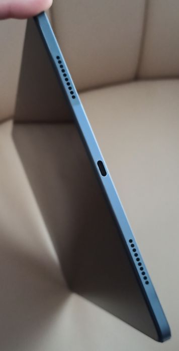 Lenovo Tab P12 12.7” 8GB RAM / 128GB / Android 15 + husă silicon