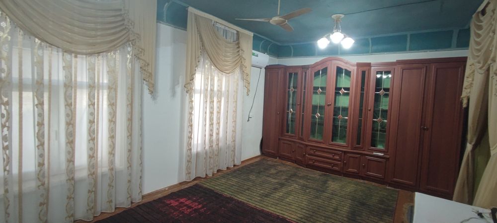 Северний микрорайонда 2,3 сотихли ховли тезда сотилади