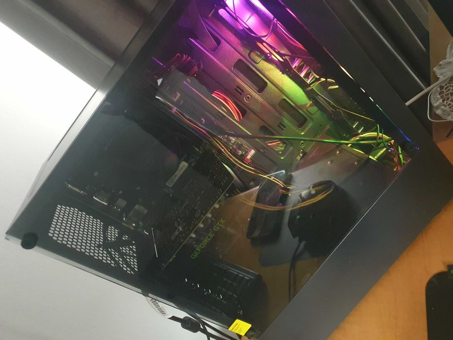 I5-10400f 2.90 , 16 gb ram , sigilat !