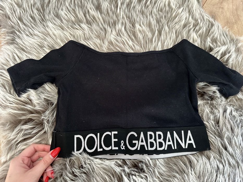 Къс топ- С размер