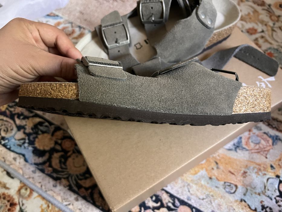 Продам сандали натуральная замша