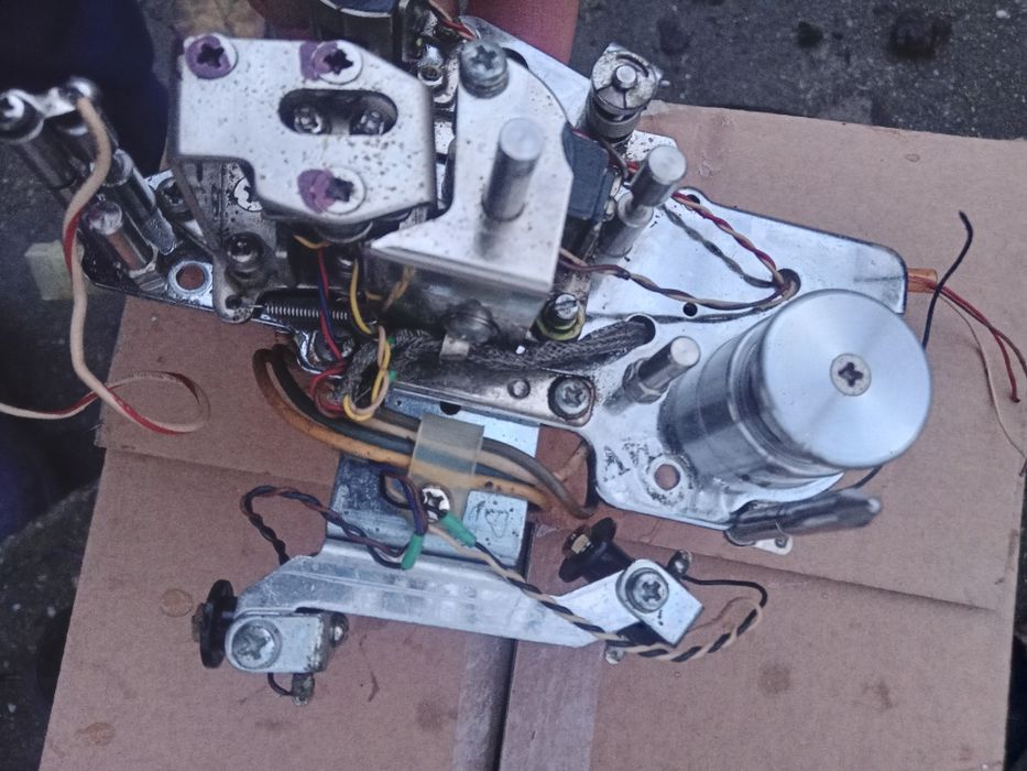 Dezmembrez Akai X201D Ansamblu capete autorevers