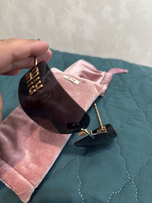 Очки miu в оригинале