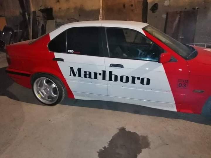 Изработка на стикери и рекламни надписи от ПВЦ фолио